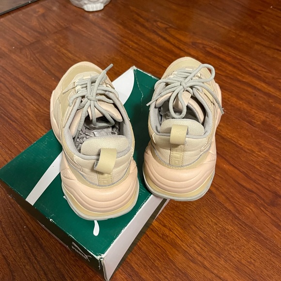 Puma Sneakers - Picture 4 of 6